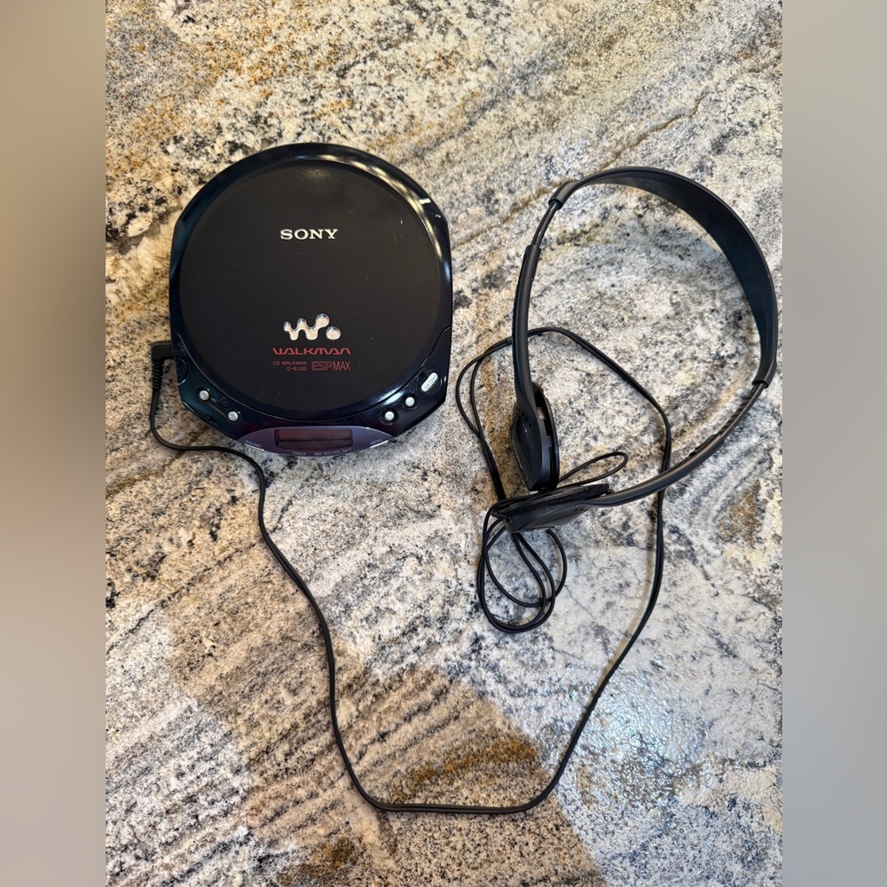 Sony Black Portable CD Walkman with On-Ear Headphones